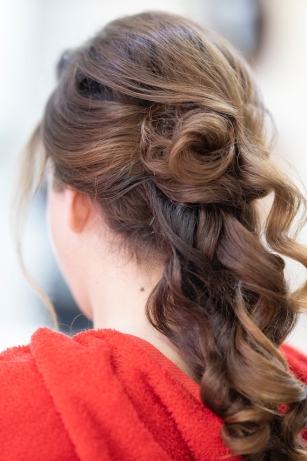 simple-and-quick-hairstyles-for-working-women